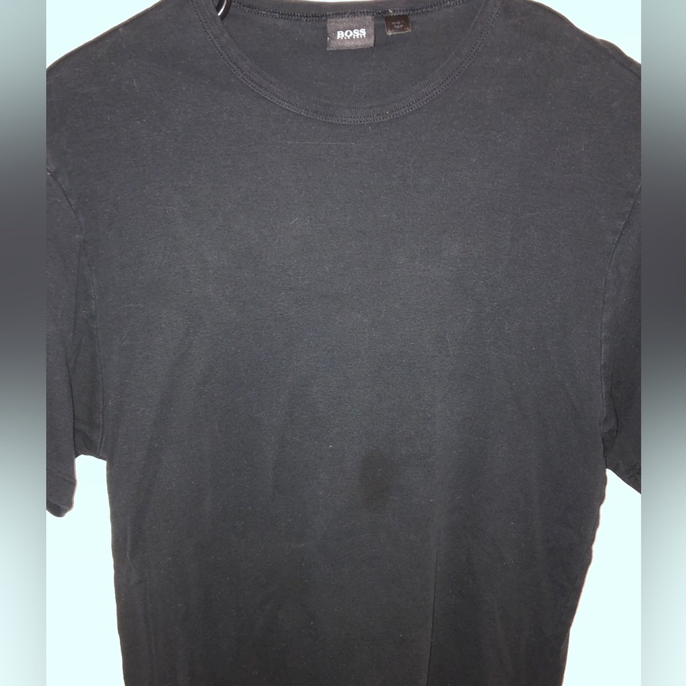 Hugo Boss Men’s Size M Solid Black T Shirt Authentic
